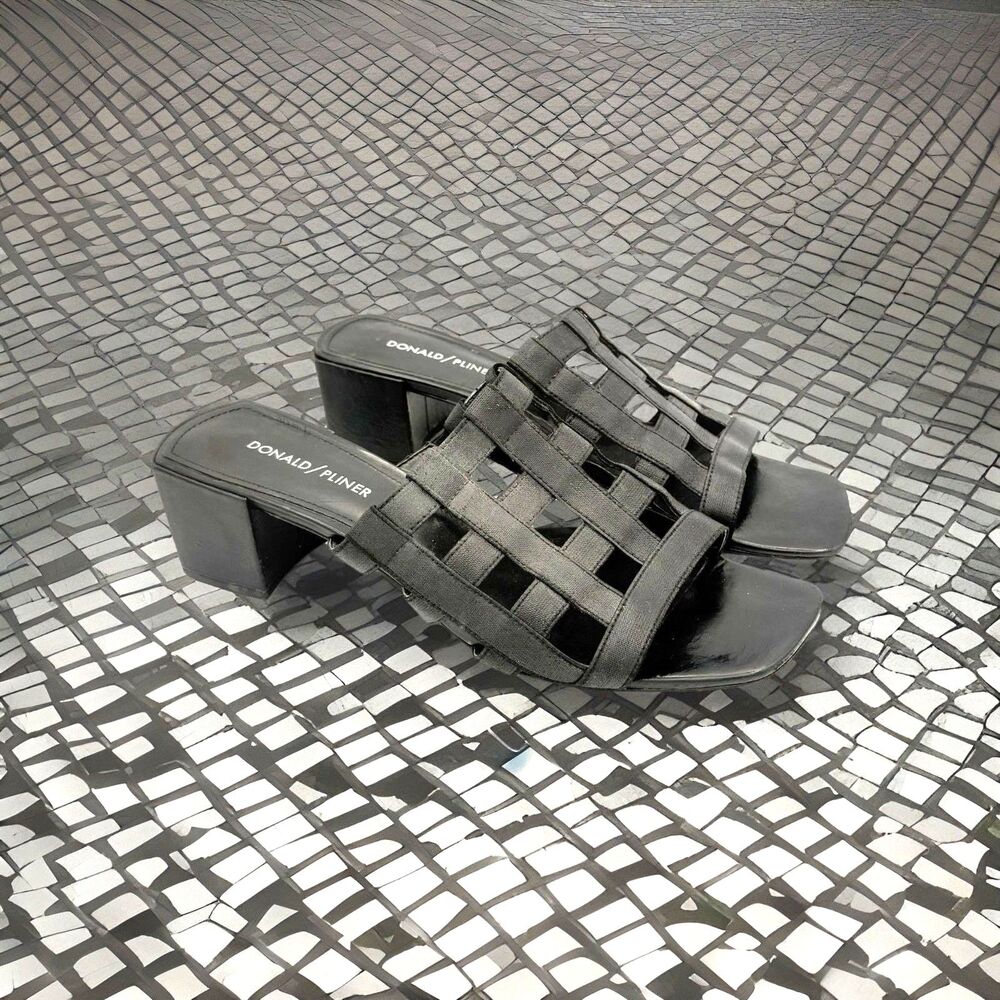 Donald J Pliner Brandli Black Leather Block Heel Square Toe Mule Sandals 9.5M